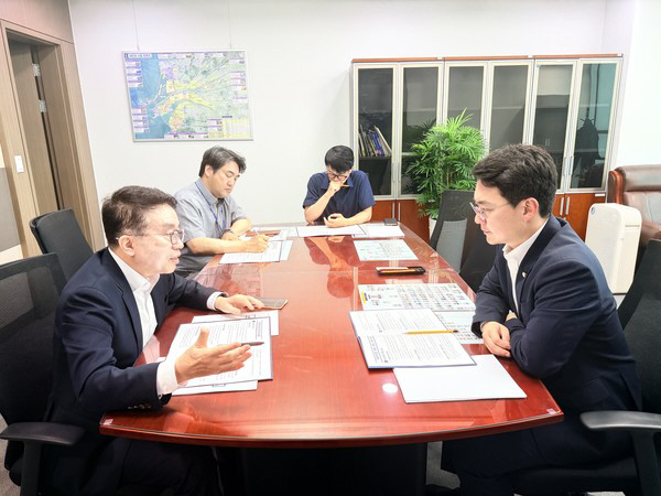 양충모 남원시장, 국회