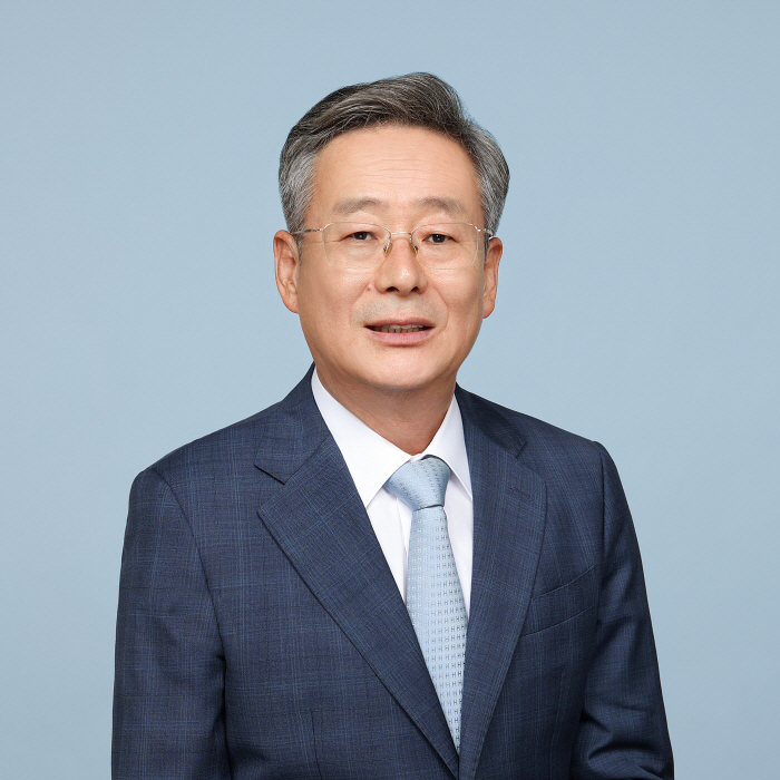 율촌 조구래 고문
