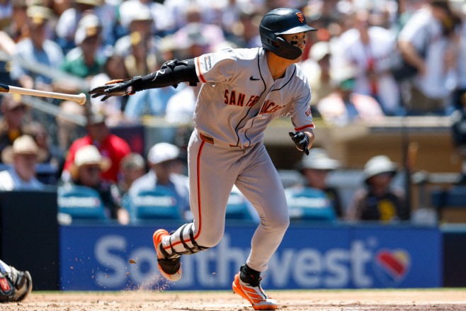 BASEBALL-MLB-SD-SF/