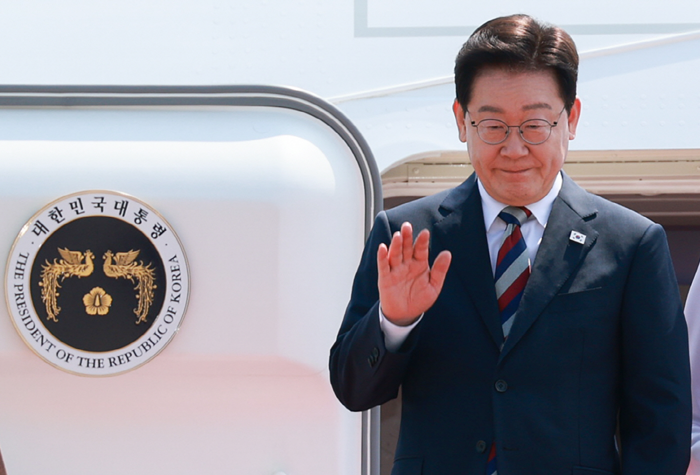 이재명 대통령, 미국ㆍ남미ㆍ독일 순방 마치고 귀국<YONHAP NO-3790>