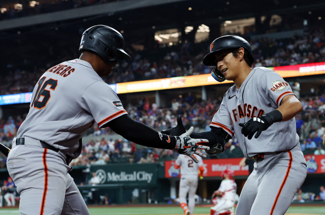 BBA-BBN-SPO-SAN-FRANCISCO-GIANTS-V-TEXAS-RANGERS