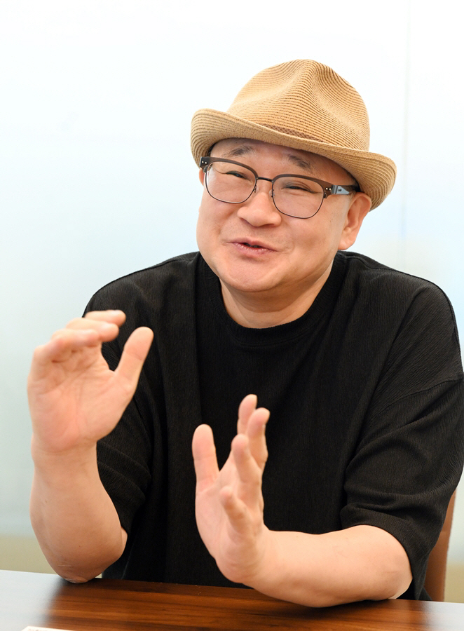 김천성 롤링홀 대표