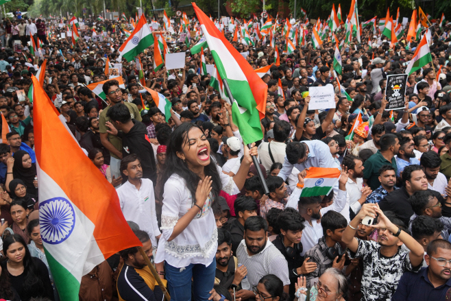 India Gen Z Modi <YONHAP NO-3214> (AP Photo/Rafiq Maqbool)