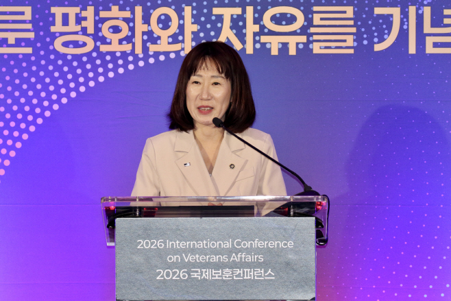 강윤진 차관