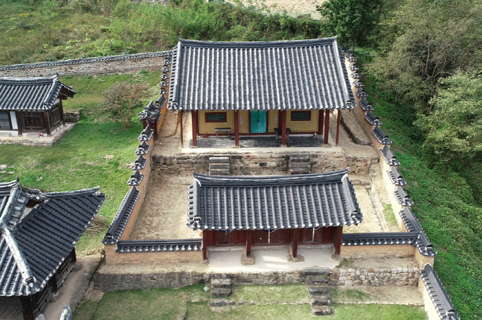 2. 안동 예안향교 대성전 (전경)