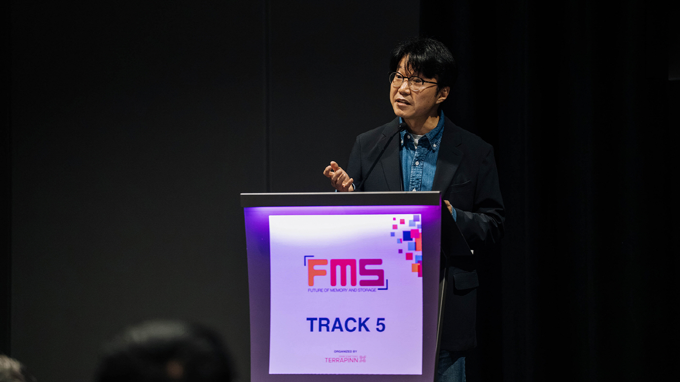 AI-시대-차세대-메모리-아키텍처는.-SK하이닉스-‘FMS-2026서-방향성-제시_0_현장_2026