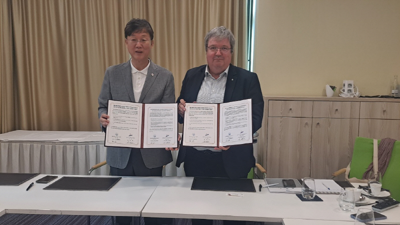 1.안산시, 독일 메디컬 웰니스협회와 해양치유 국제 협력 본격화