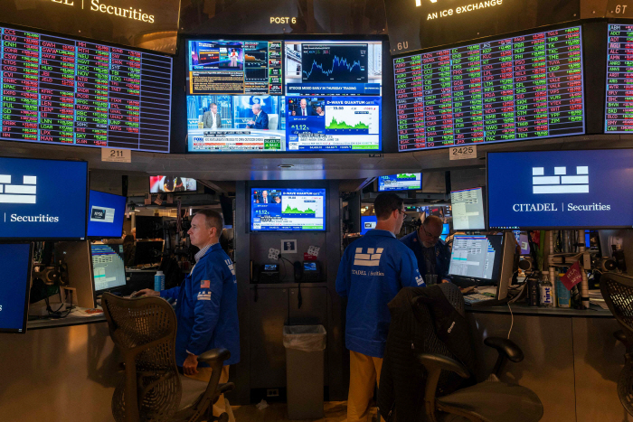 US-MARKETS-OPEN-AFTER-DOW-INDUSTRIALS-HIT-A-NEW-RECORD