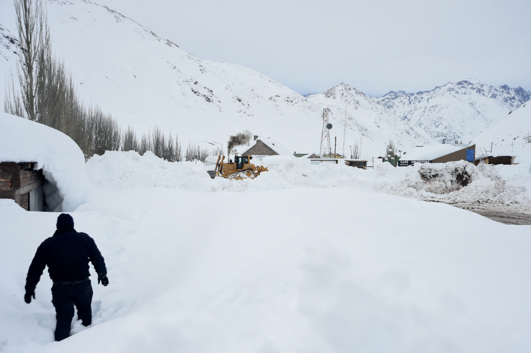 ARGENTINA-WEATHER-SNOW <YONHAP NO-2225> (AFP)