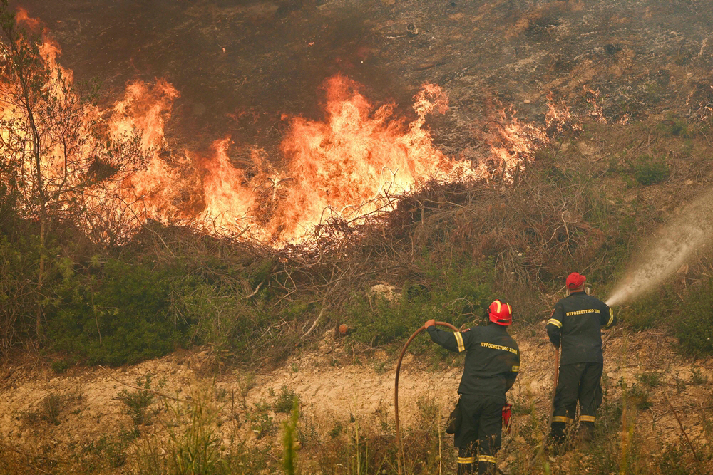 GREECE-ENVIRONMENT-CLIMATE-WEATHER-WIL... <YONHAP NO-0821> (AFP)