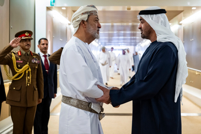 UAE-OMAN-POLITICS-DIPLOMACY-ROYALS