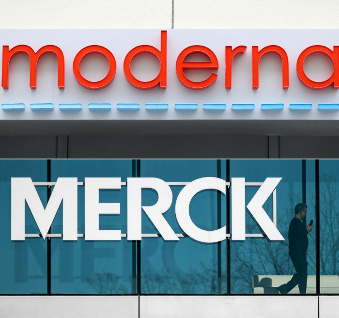 COMBO-US-HEALTH-CANCER-VACCINE-MODERNA-MERCK