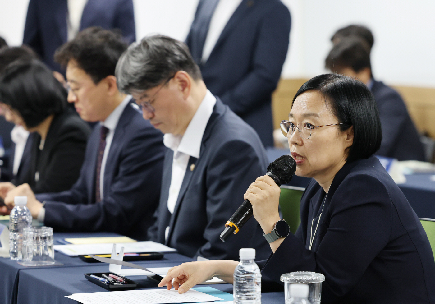 신산업분야 규제혁신 간담회, 발언하는 한성숙 총리<YONHAP NO-3949>