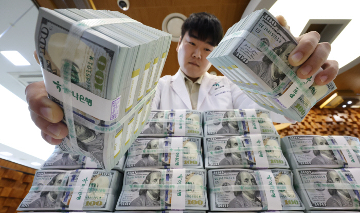 7월 외환보유액 4천279억달러