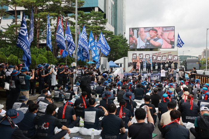 현대차 본사 앞 자동차업종 공동파업대회