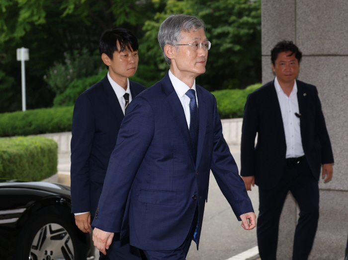 조희대 대법원장 출근