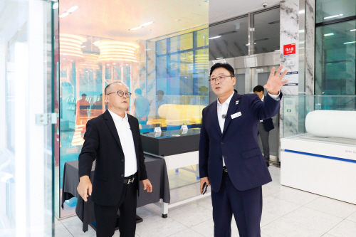 성수성 이천시장 기업방문