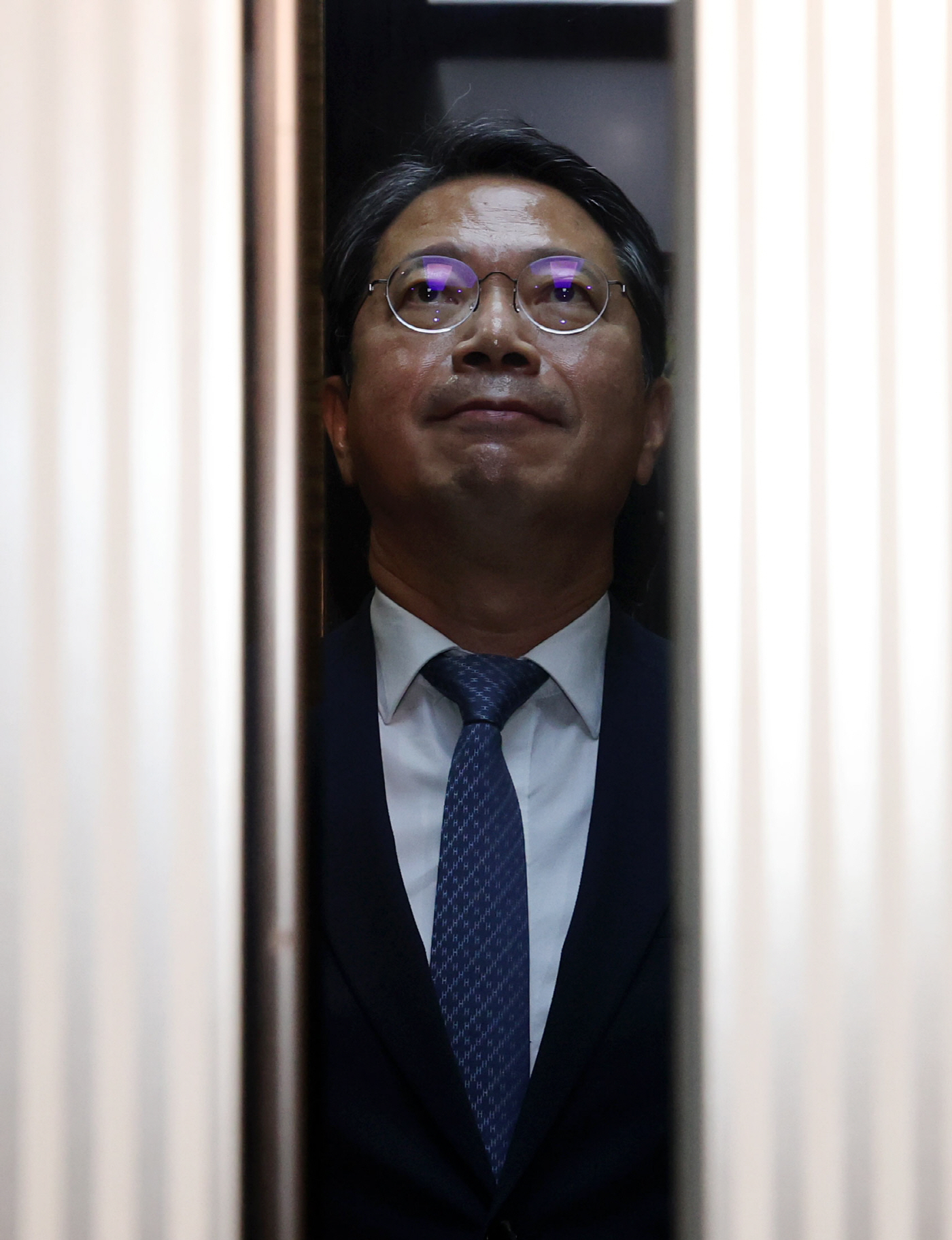 김승원 법무부 장관 후보자 출근 엘리베이터