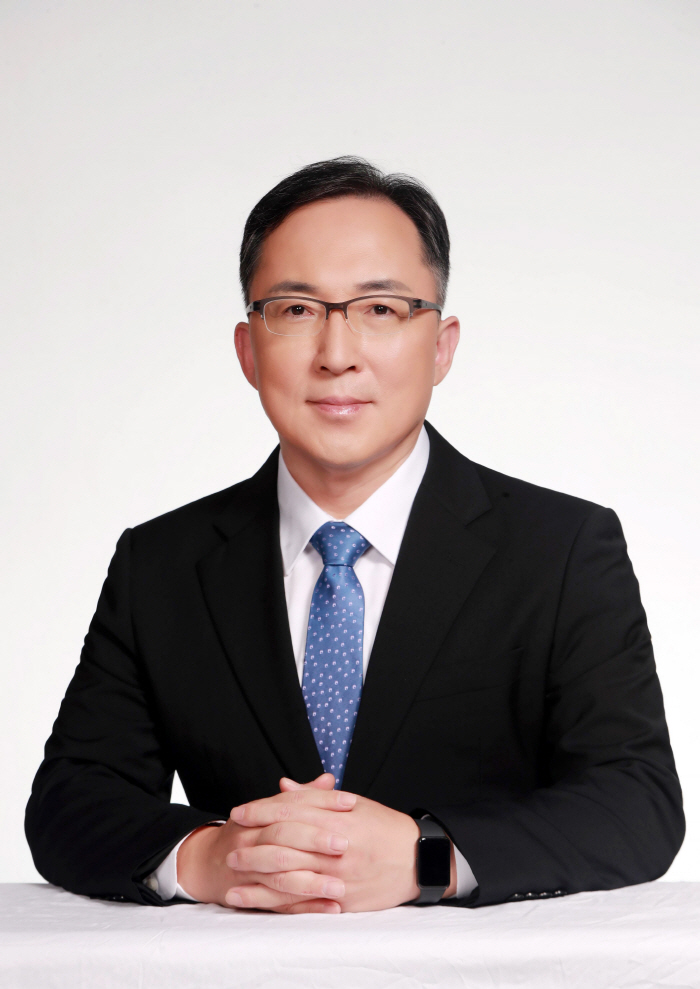 유재훈 원장님 프로필 사진