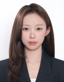 김채연 증명사진
