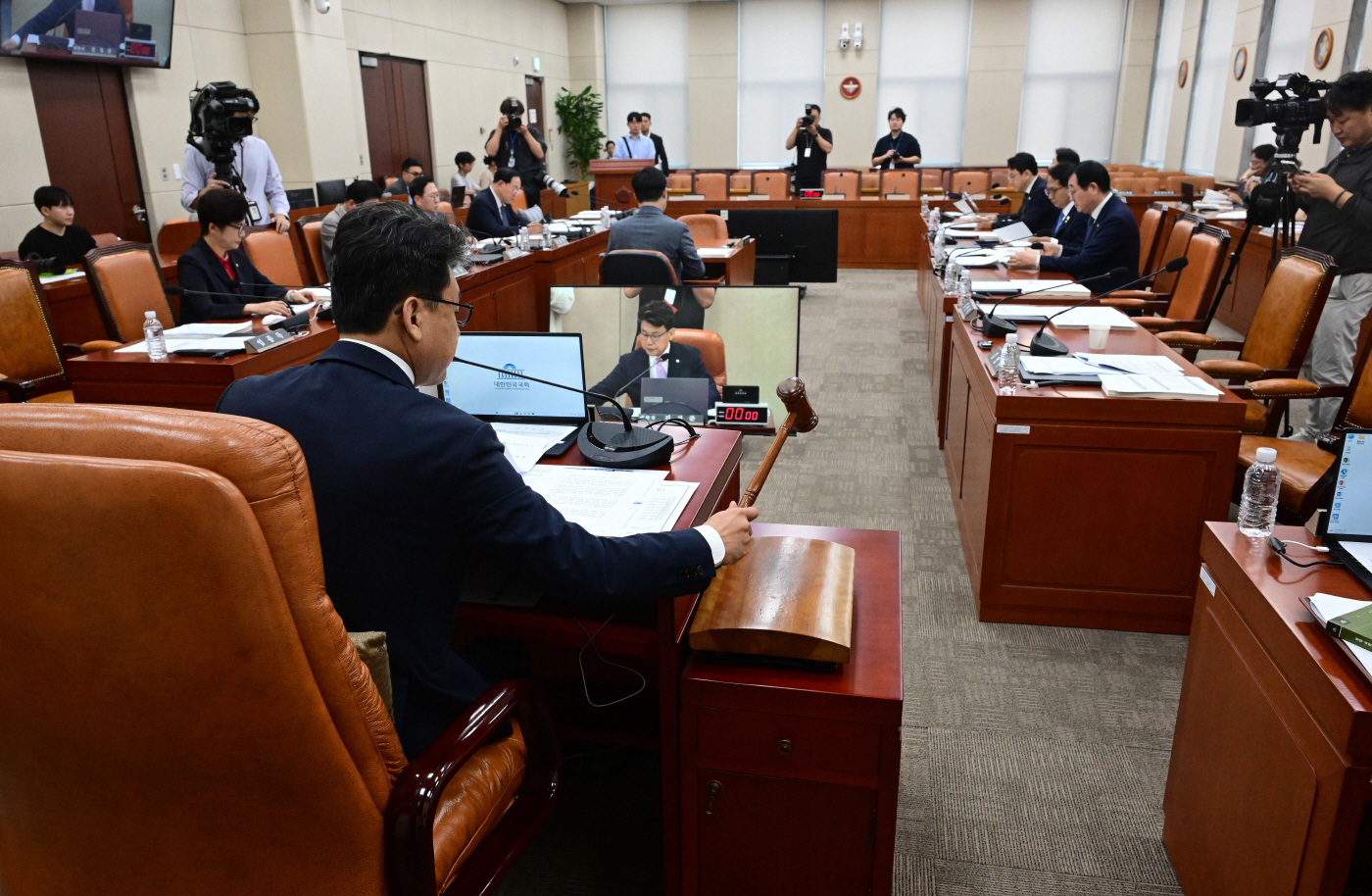 [포토] 국회 국방위 '강신철 국방부 장관 후보자 인사청문회 실시계획서 채택'