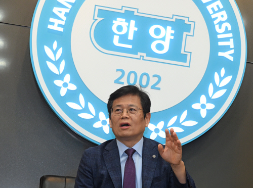 정현철 한양사이버대학교 부총장 인터뷰