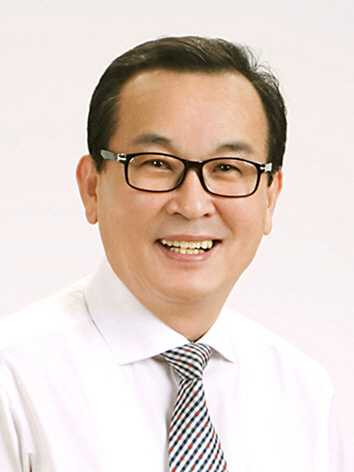 최주만 의장