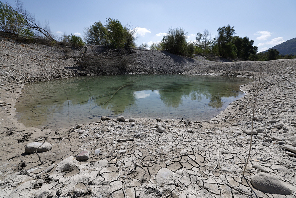 FRANCE WEATHER DROUGHT <YONHAP NO-5635> (EPA)