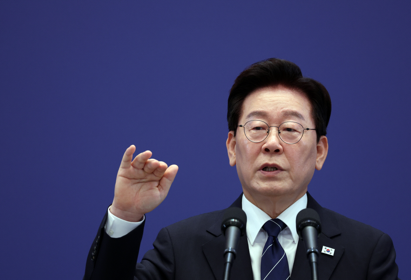 답변하는 이재명 대통령