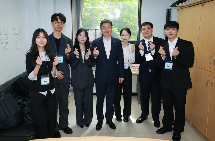 금융위_260921_미리 만나는 2027 금융위 청년 사업 행사 개최(추가)_3