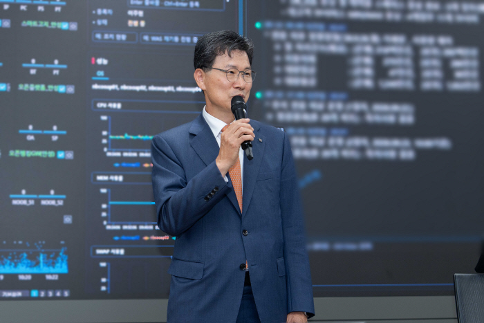 (보도자료 이미지) (농협은행 보도자료) 강태영 농협은행장, 추석 명절 앞두고 비상근무 사무소 찾아
