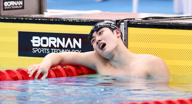 황선우