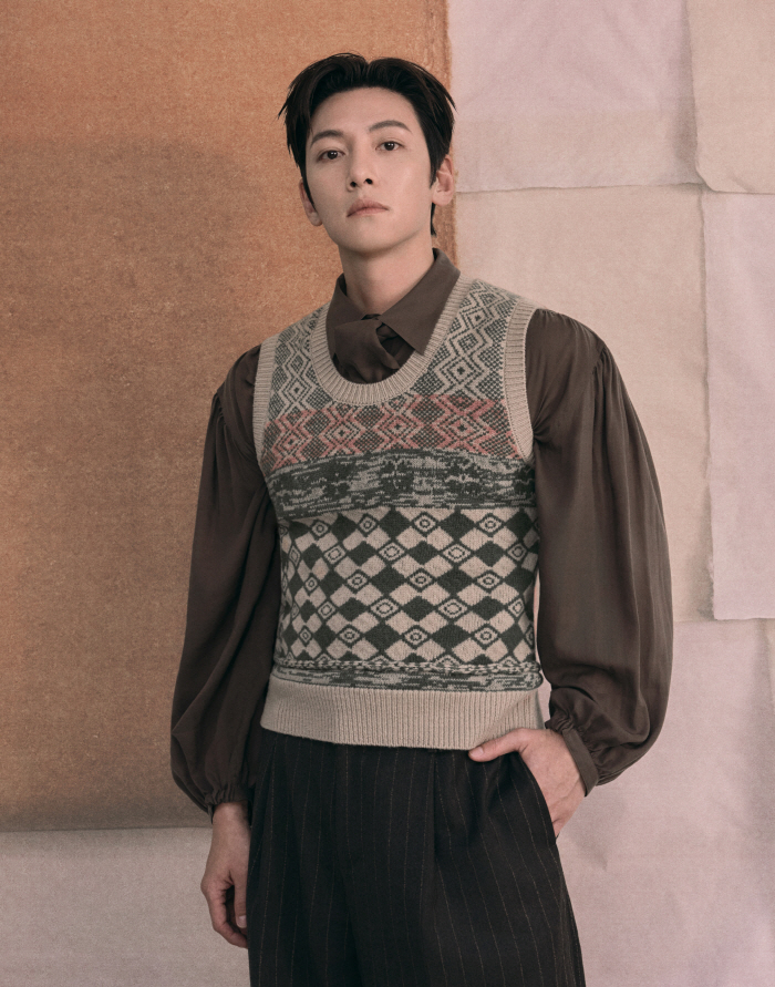 지창욱