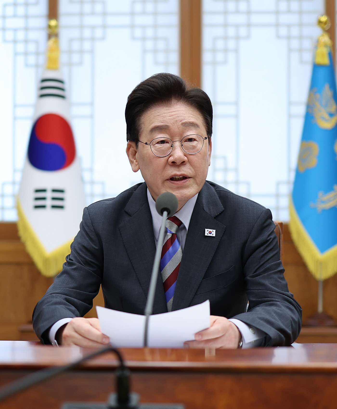 이재명 대통령, 메가프로젝트 3차 회의 발언<YONHAP NO-4941>