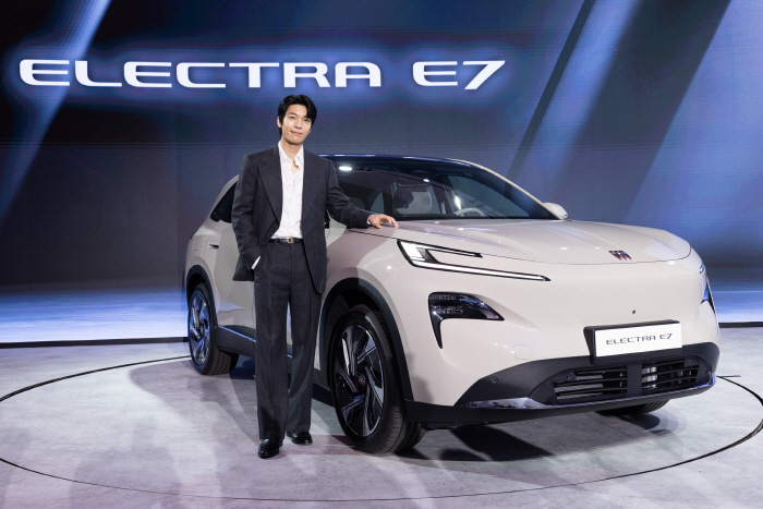 [사진 2] 뷰익 엘렉트라 E7 앰배서더 배우 위하준