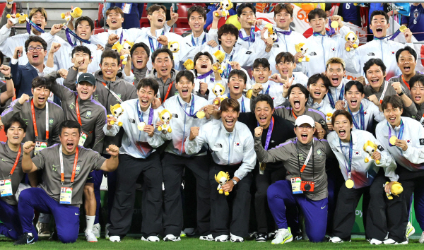 아시안게임 남자축구, 4회 연속 금메달