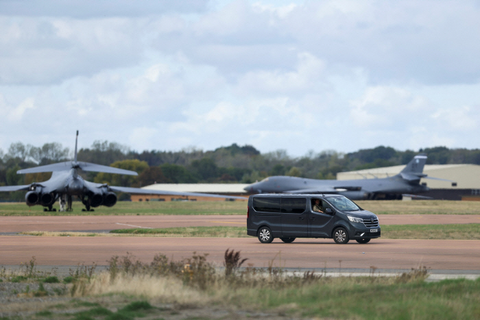 BRITAIN-USA/FAIRFORD