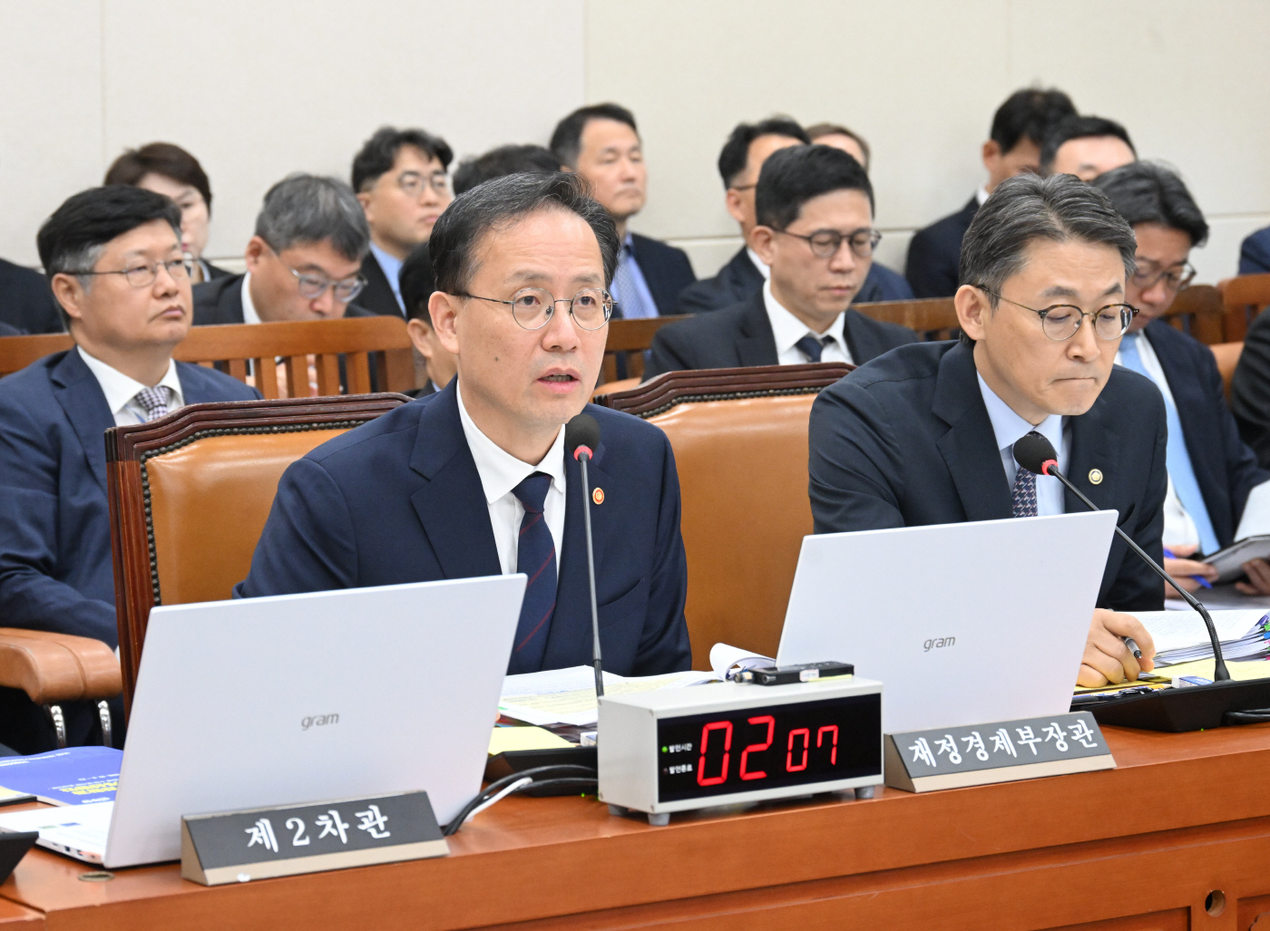 261006-이형일 부총리-2026년 재정경제부 국정감사-국회의사당 (9)