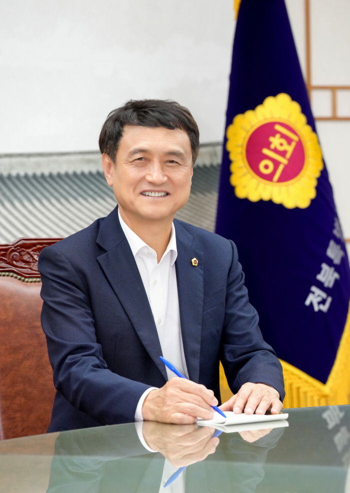 사진 - [인터뷰]-김희수 도의장 취임 100일 (2)