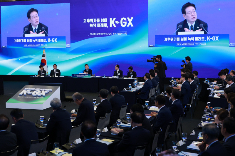 발언하는 이재명 대통령<YONHAP NO-6093>
