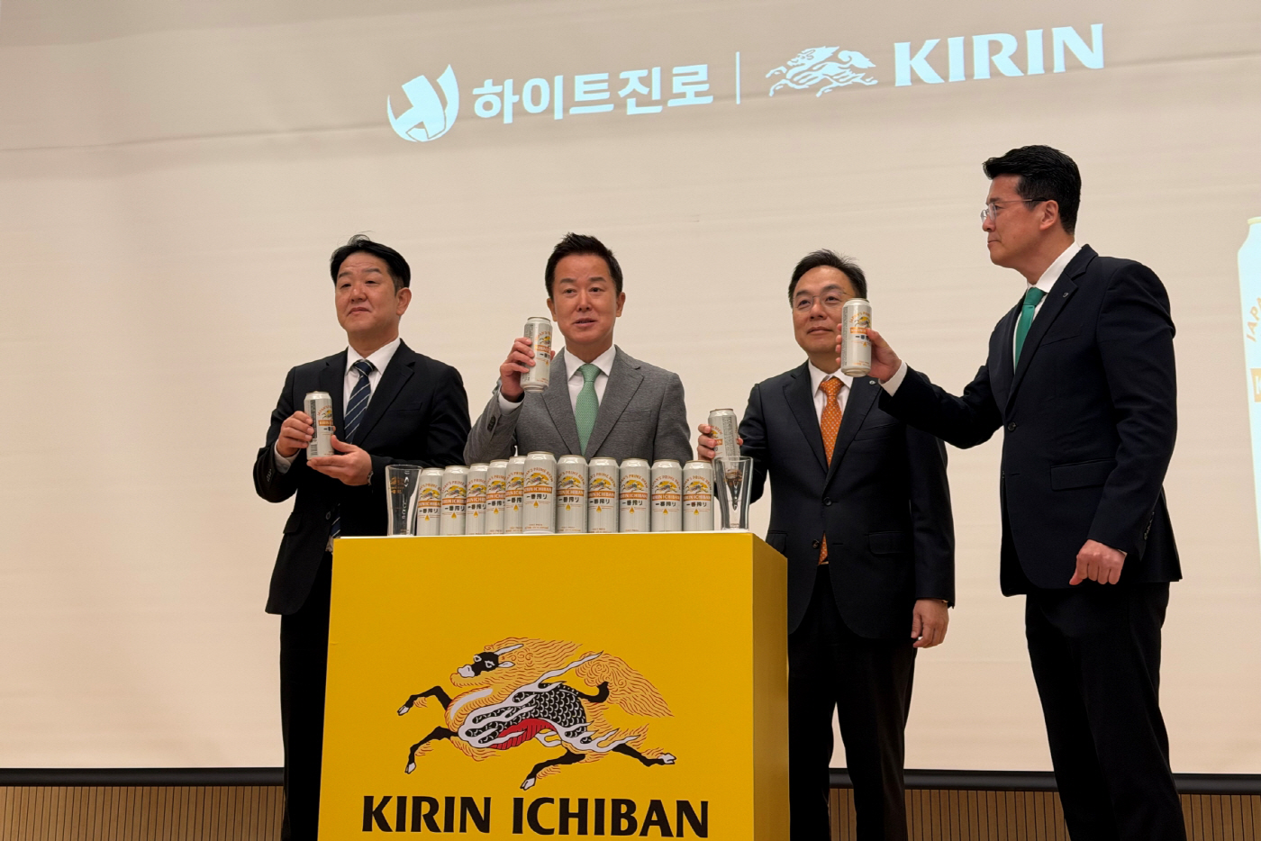 [하이트진로 사진자료] 하이트진로 기린 한국 생산 개시 기자 간담회 현장 사진(4)