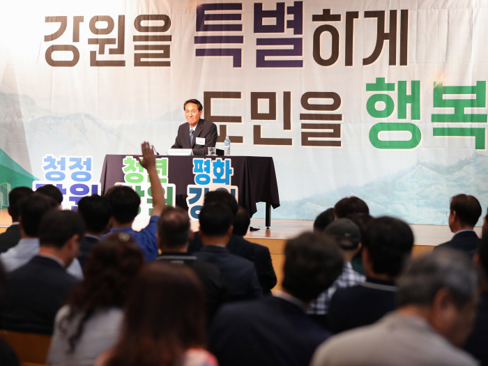20260706 강원도민과의 대화(우상호도지사-강원창작개발센터) (43)