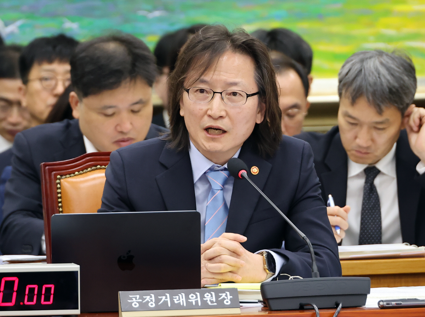 정무위 국감, 답변하는 주병기 공정거래위원장<YONHAP NO-4093>