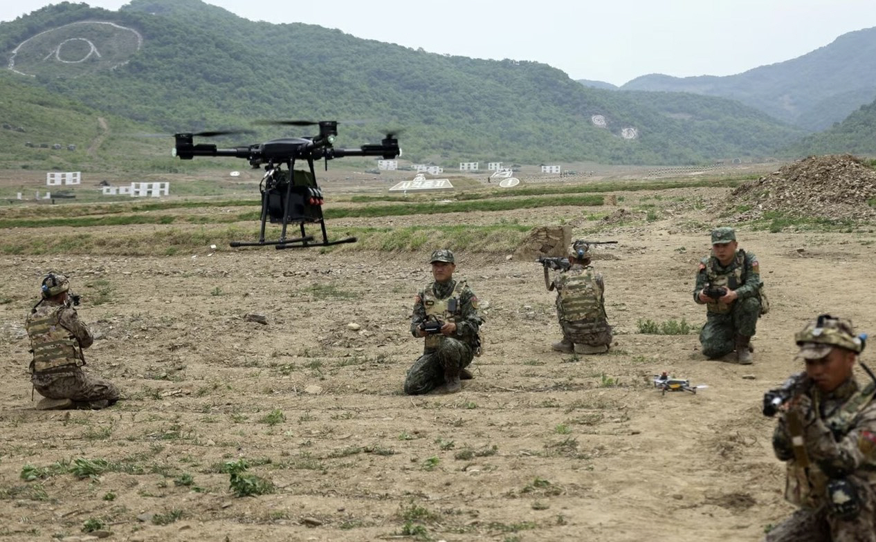 1013 북한군_드론