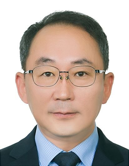 박동일