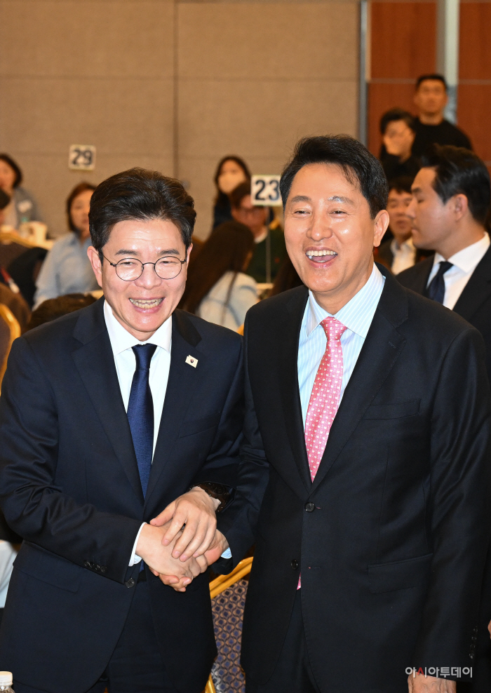 [포토] 정원오 서울시장 후보 만난 오세훈 서울시장