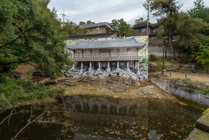 2026 성북아트위크 공간프로젝트 성북동 별서_한성필, 송석정; 비움으로 짓는 집, 2026 전시 전경 1