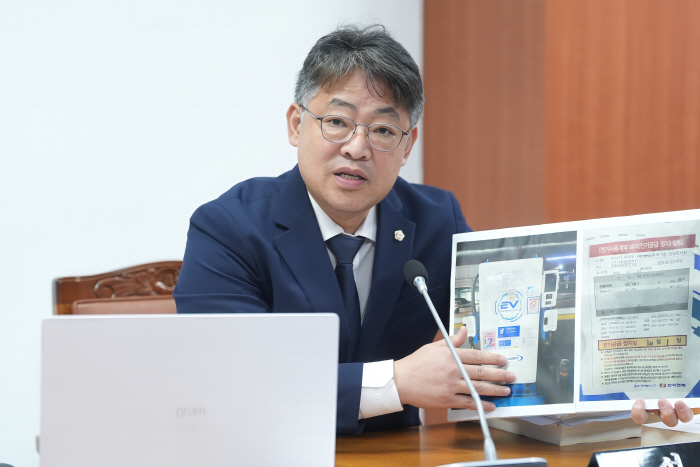 행감-김석규
