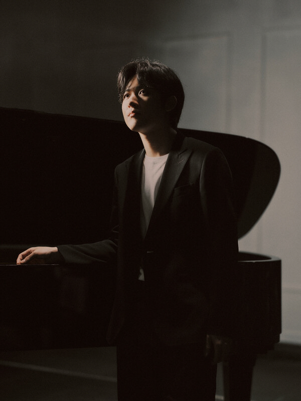 피아니스트 임윤찬 목프로덕션