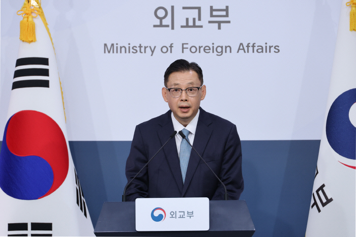 정례브리핑하는 박두순 외교부 대변인<YONHAP NO-6461>